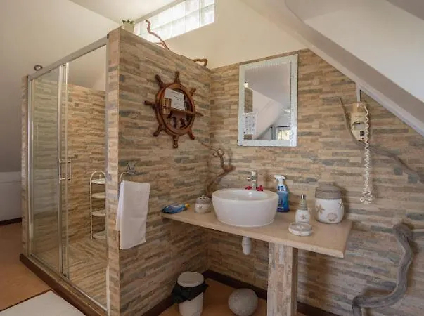 Вилла Ocean Bird & Wanita'S Self Catering Pointe Au Sel Шале