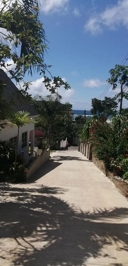 Ocean Bird & Wanita'S Self Catering Villa Pointe Au Sel